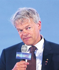 Reviews-Edvard Moser, Winner of Nobel Prize in Physiology or Medicine-Secrets of Brain and the Magic of AI