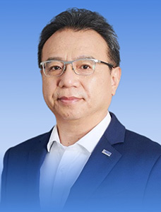 Henry Chen-Chairman of the Board & CEO of Chinasoft International,Chairman of Shenzhen Kaihong Digital Industry Development Co. Ltd