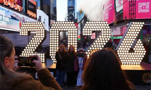 �й�AI��Ƶ����ģ���𶯺�����